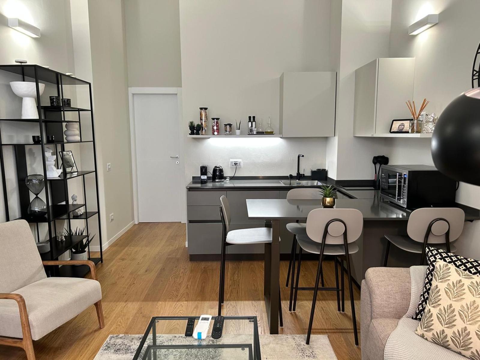 "Mel'S House" - Duomo District - Milano Centro - Universita — Photos 2